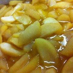 新富大生堂のアップルパイ